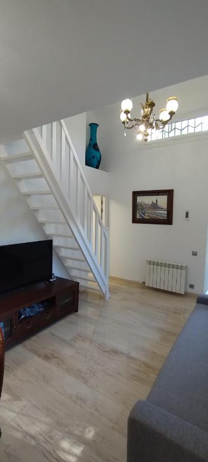 فيلا Silom House سانت بيرِ ذي ريبيس المظهر الخارجي الصورة